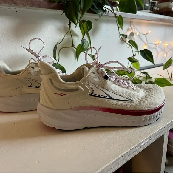 ALTRA Women’s Torin 7 Road Running Shoe - Picture 3 of 7